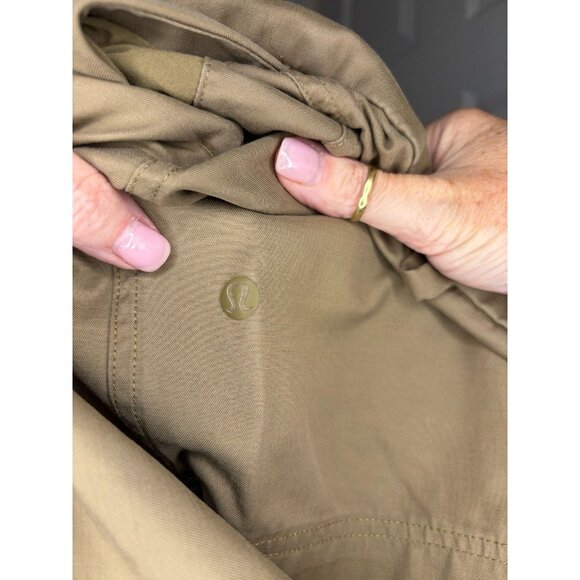 LULULEMON Comission Short Mens 36 Tan Stretch Slash Pocket Preppy - Picture 5 of 5